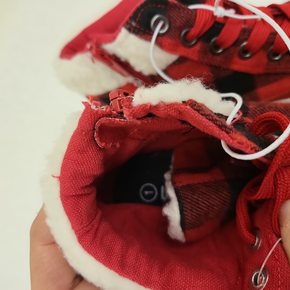Girls Buffalo Plaid Print High Top Sneakers, red - Picture 3 of 5